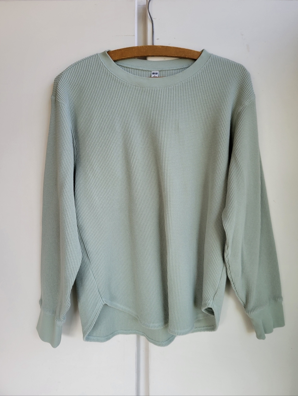 Uniqlo Women Shirt Top L Light Green Waffle Knit Thermal Long Sleeve Crew Neck
